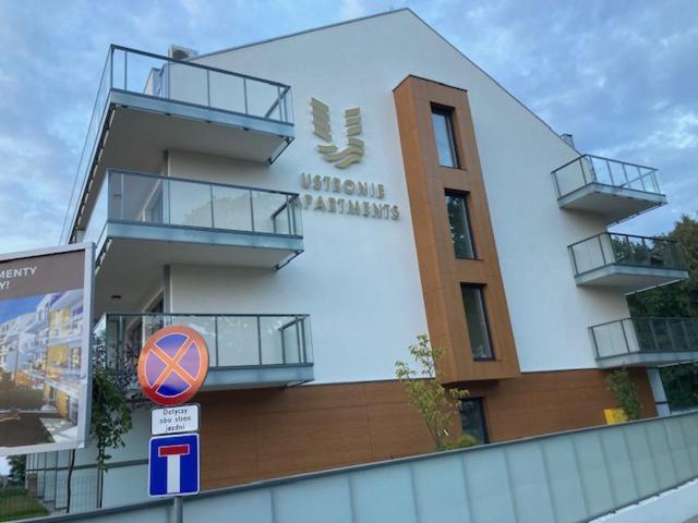 Ustronie Apartments - Apartamenty Komfort, Widok Na Morze, Parking Ustronie Morskie Exteriör bild