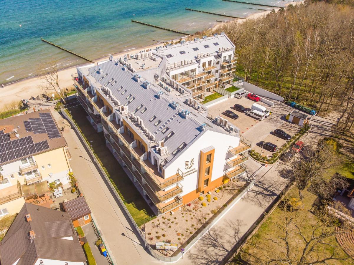 Ustronie Apartments - Apartamenty Komfort, Widok Na Morze, Parking Ustronie Morskie Exteriör bild